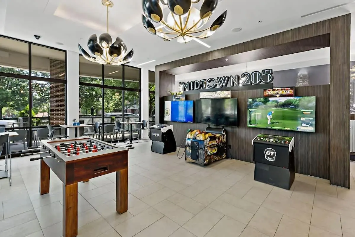 Luxe 1Bd - 5 Min Dt, Gym, Parking, W-D - Sleeps 6 Lägenhet Charlotte