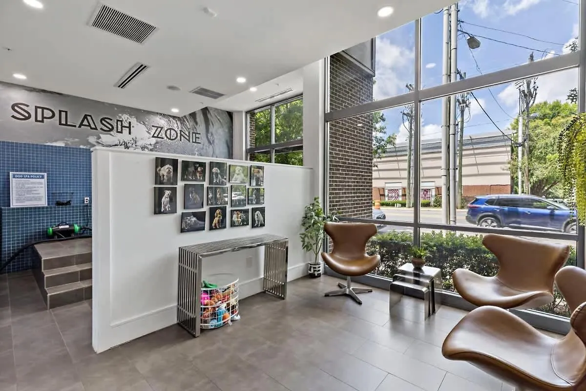 Luxe 1Bd - 5 Min Dt, Gym, Parking, W-D - Sleeps 6 Lejlighed Charlotte