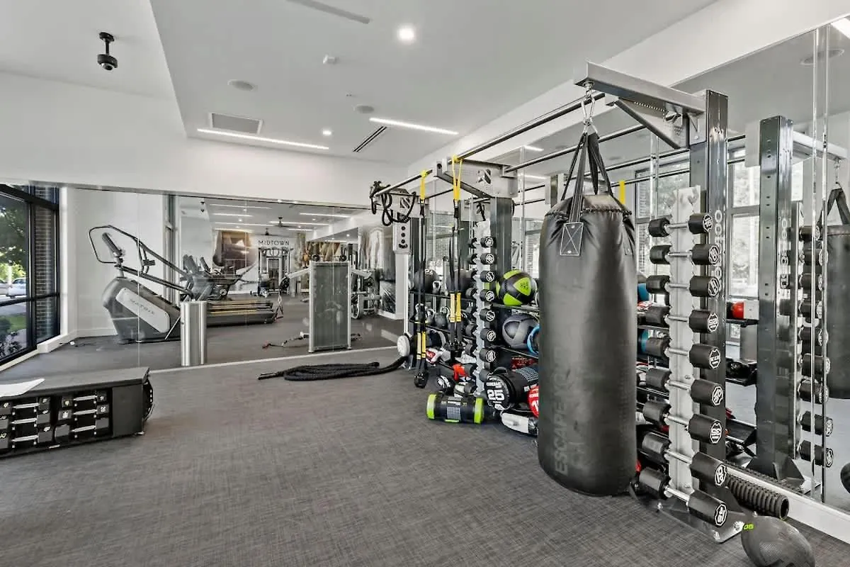 Luxe 1Bd - 5 Min Dt, Gym, Parking, W-D - Sleeps 6 Lejlighed Charlotte