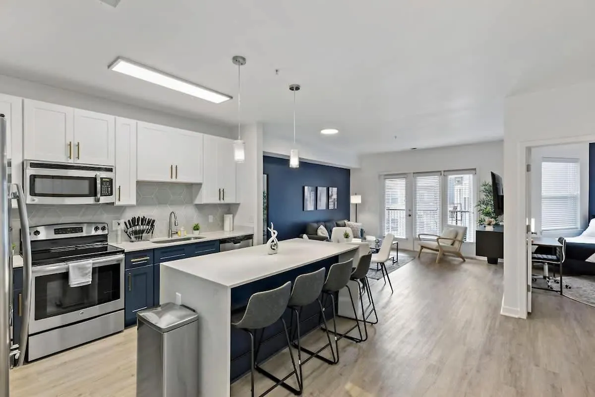 Luxe 1Bd - 5 Min Dt, Gym, Parking, W-D - Sleeps 6 Lejlighed Charlotte
